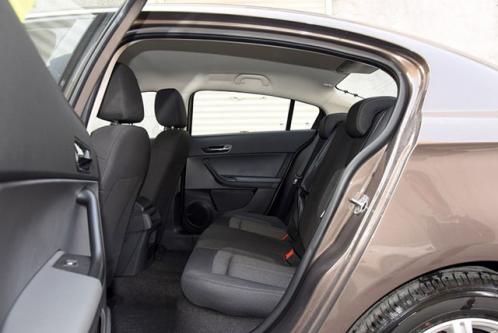 可曾还记得它？这些年叫好不叫座的车型：观致3