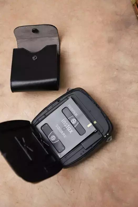 富士新品instaxsquaresq1拍立得,富士拍立得instaxsq10怎么用