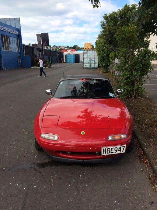 马自达跑车卖萌,马自达可爱小型跑车