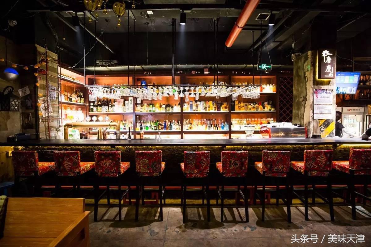 那天明明想要约你喝酒，开口却变成了「要不要一起吃饭」，酒馆中的美味派，夜宵中的狂热派，非你莫属