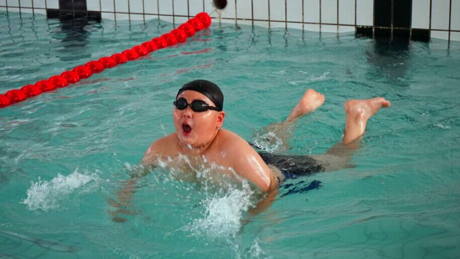 小学生2天上9个培训班，学习成唯一要务你怎么看？