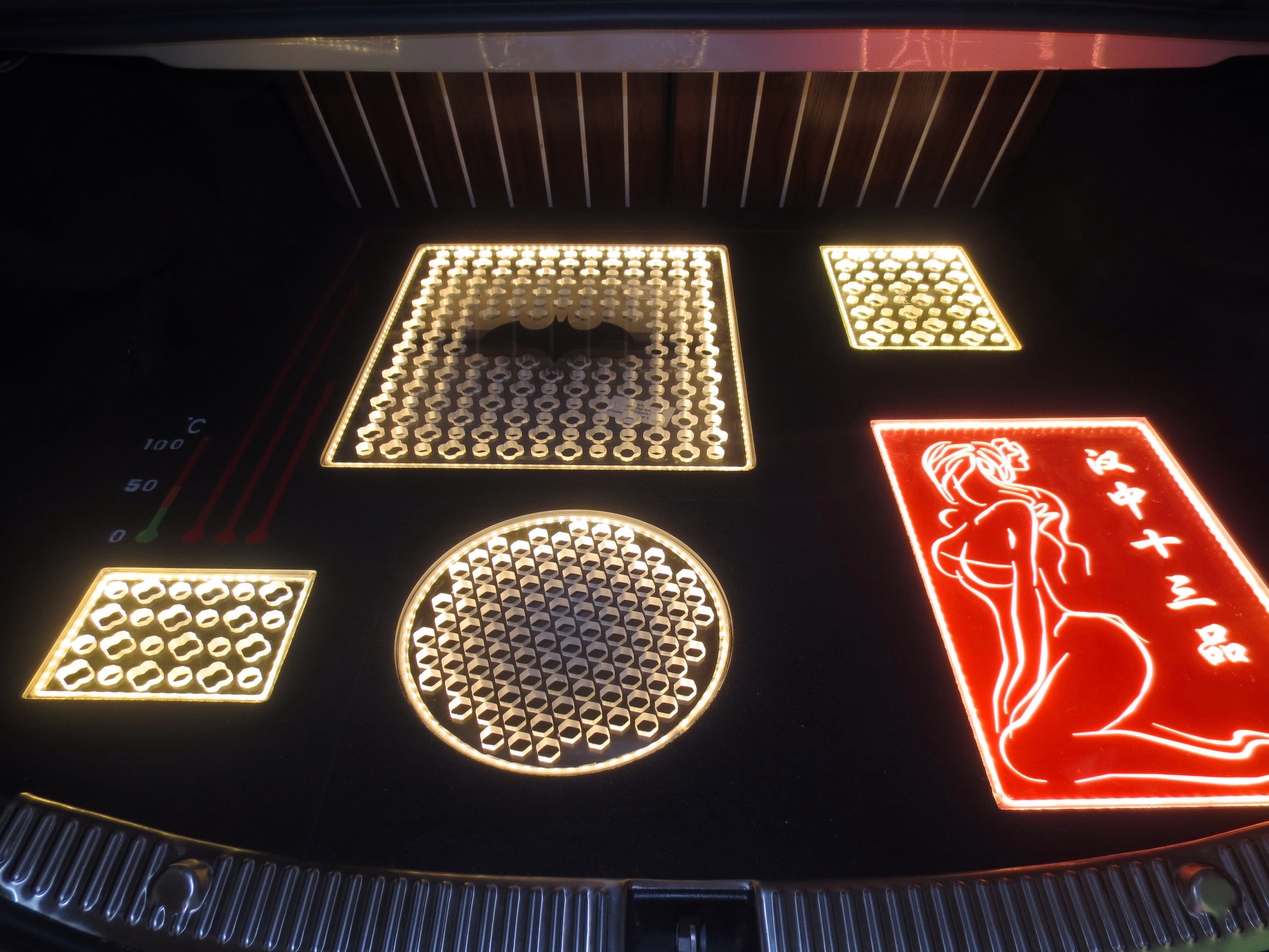 新款奔驰音响调节最佳效果大柏林,听听奔驰这车的音响效果