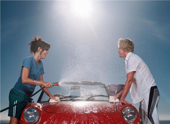 正确的洗车方法和注意事项,洗车该怎么洗正确的洗车方法讲解