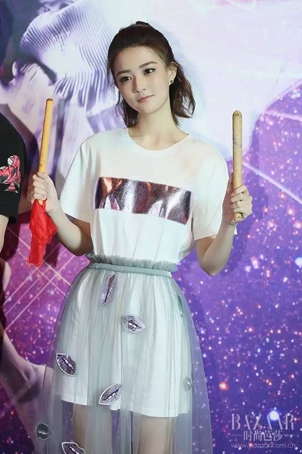 趁这6个小众品牌连衣裙还没烂大街,跟宋茜赵丽颖穿起来过夏天!