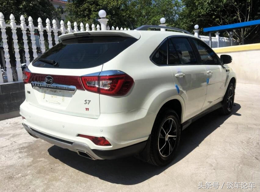 比亚迪s72015款1.5t手动尊贵型,比亚迪s7是选1.5的还是选2.0的