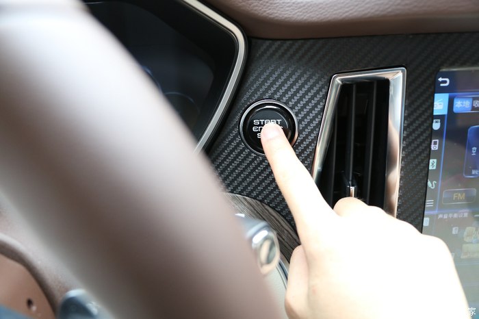 众泰t700改装轮毂,众泰t700改装房车