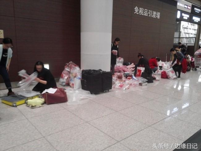 中国代购疯抢,中国代购在韩国免税店