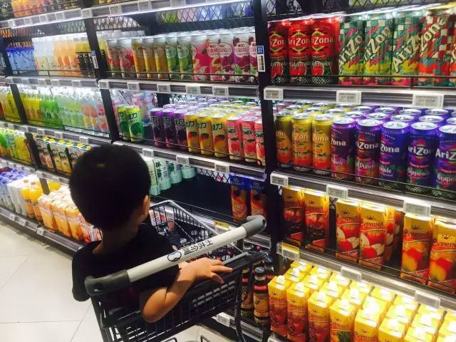 听说马云开了家作妖儿的水族馆，全城的大人都带着小孩冲过去了