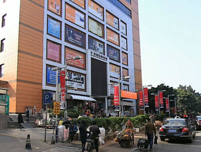 开服装店去哪里批发服装比较好,开服装店在哪儿进货好