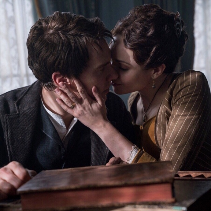 安迪瑟金斯演凯撒战场,安迪瑟金斯凯撒花絮