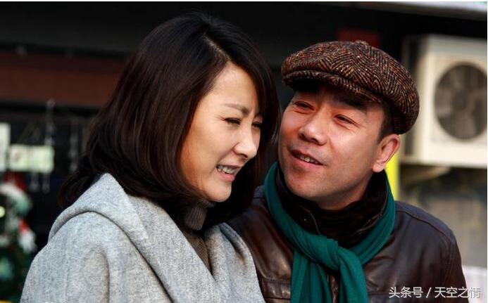 43岁单身岳母怀了我爸的孩子，我和女友的婚礼还怎么举行？