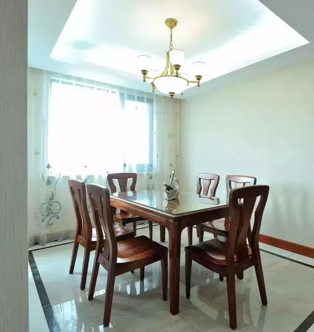 一套好的卧室家具,一套好家具放在客厅的效果