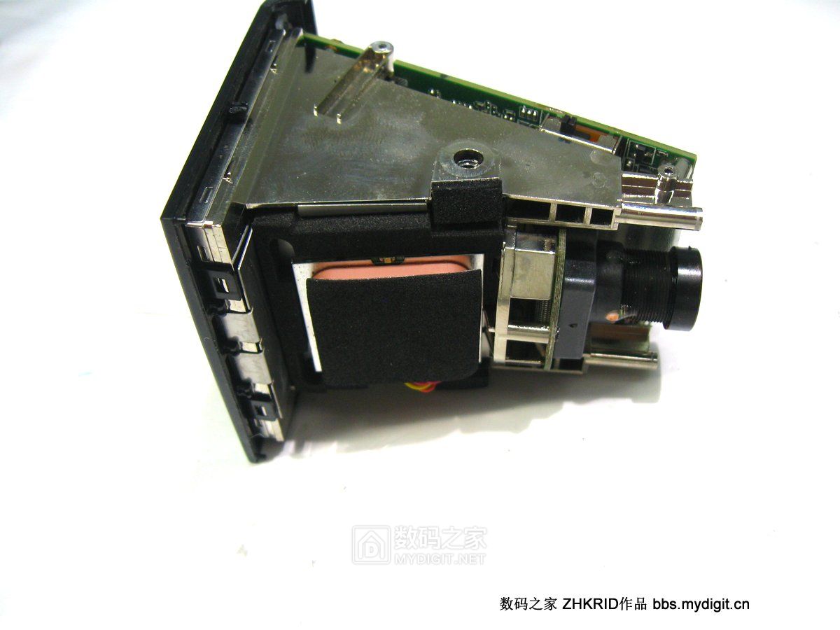 趴趴狗行车记录仪镜头拆解,零镜行车记录仪拆解评测