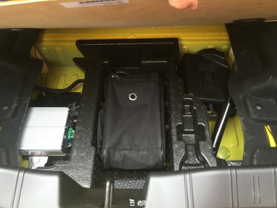 花15万买大黄蜂敞篷,大黄蜂哪年无框车门