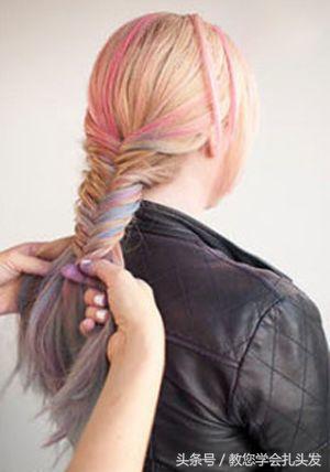 编发教程自己也可以扎鱼尾辫哦,编头发简单又好看鱼尾辫