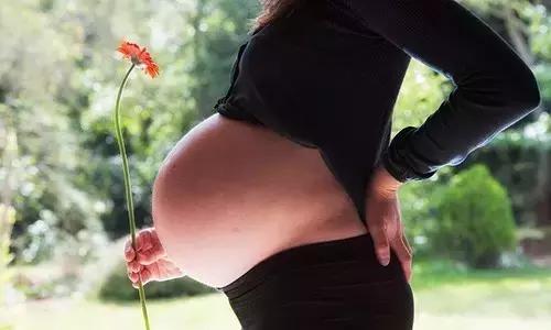 腰痛吃药治标不治本,腰痛怎么办五个动作让你不再难受