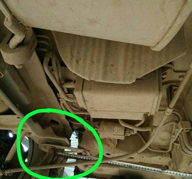 把车借出去之后就跑偏了，原因让车主很无奈，只能自己掏钱修车！维修费得好几百