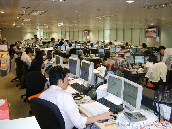 如何炒黄金能稳定赚钱,为什么都说炒股挣钱这么容易