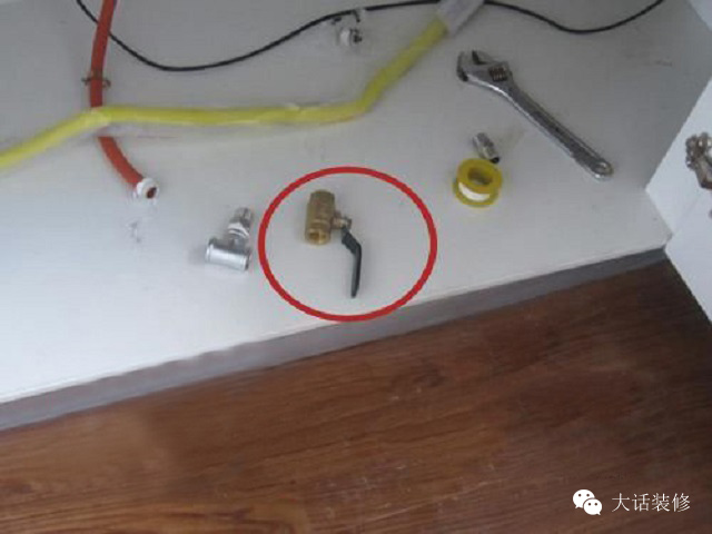 原来电热水器只要这么安装就能用,燃气热水器安装方法步骤图解