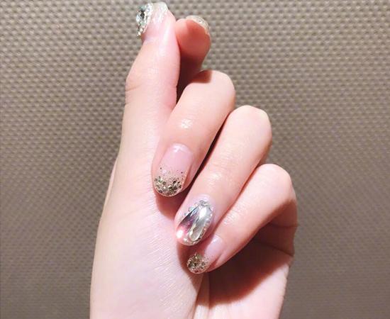 化妆美甲课程有哪些,化妆美甲应该上什么学校