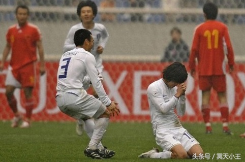 国足黑色三分钟是怎么回事,国足故事励志