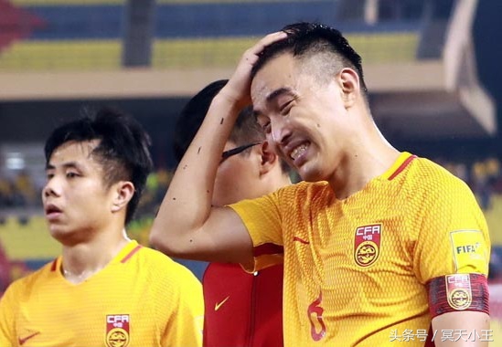 国足黑色三分钟是怎么回事,国足故事励志