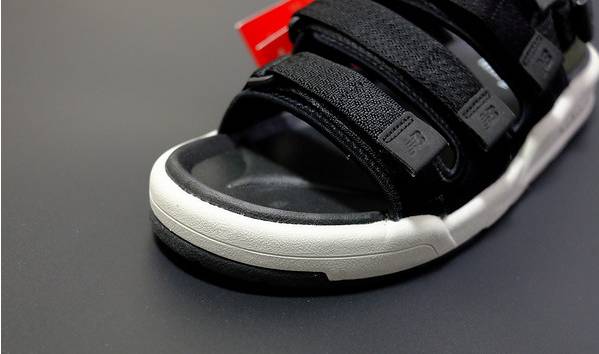 2020夏最火凉鞋,夏季凉鞋最流行这几款