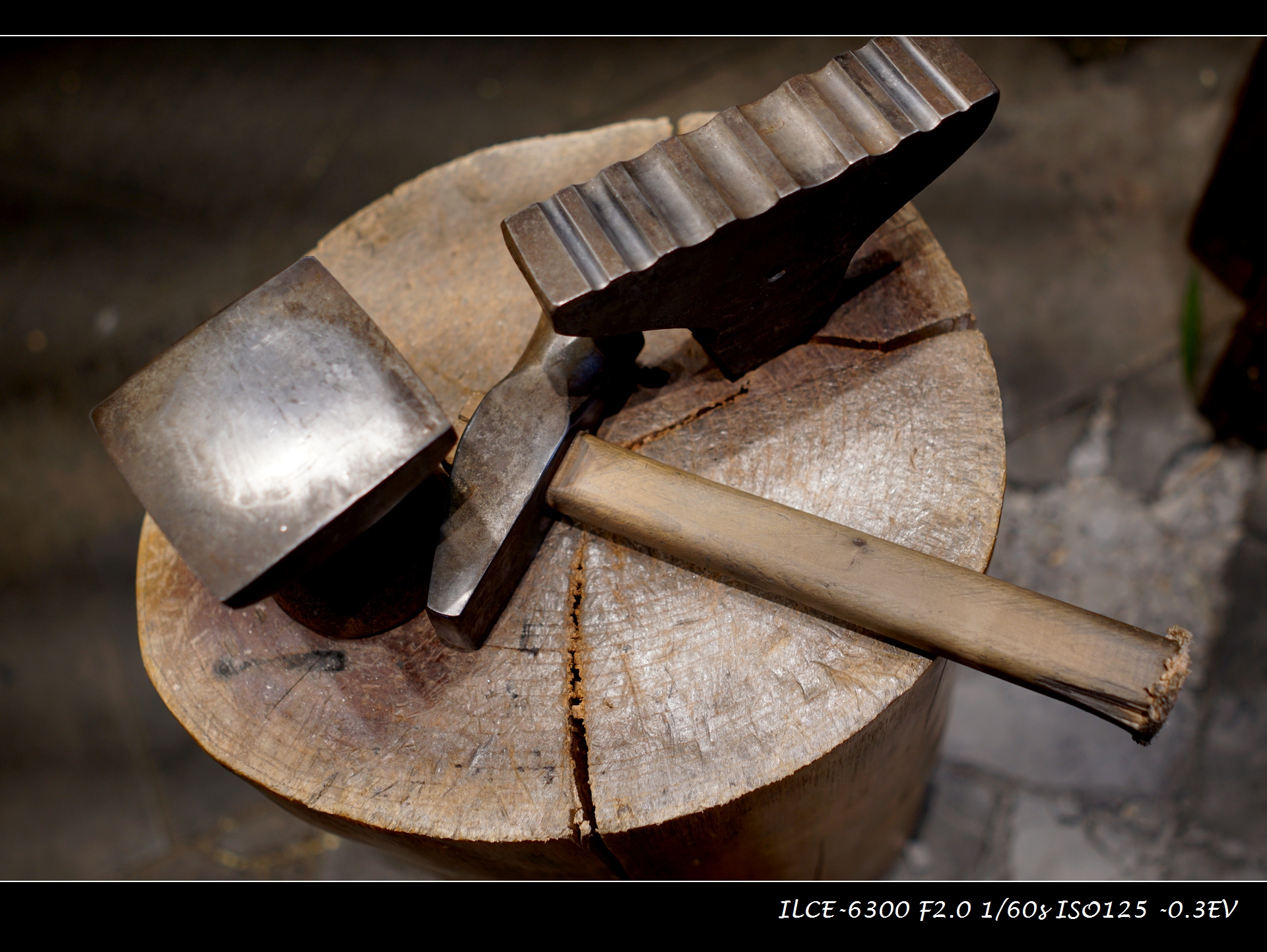 索尼微单a6000和a6300,索尼a6300微单摄影入门教程