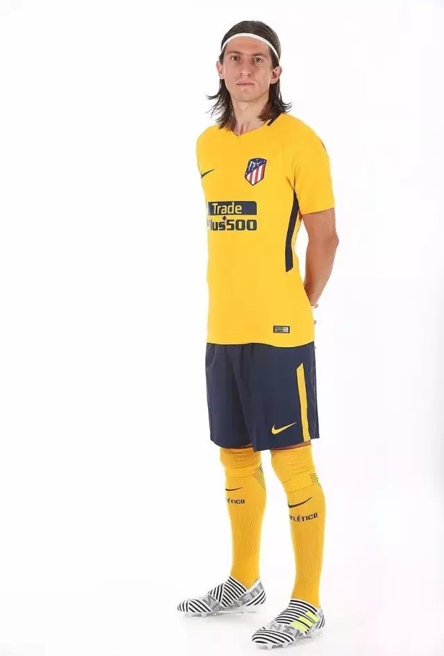 马德里竞技17-18赛季球衣,2017-2018皇家马德里球衣