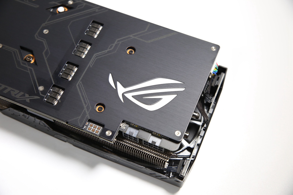 *力暴**拆解ROGGTX108011Gbps显卡评测