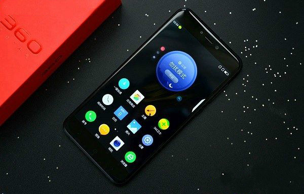 手机屏材质oled和amoled哪个好,手机amoled和ips哪个好