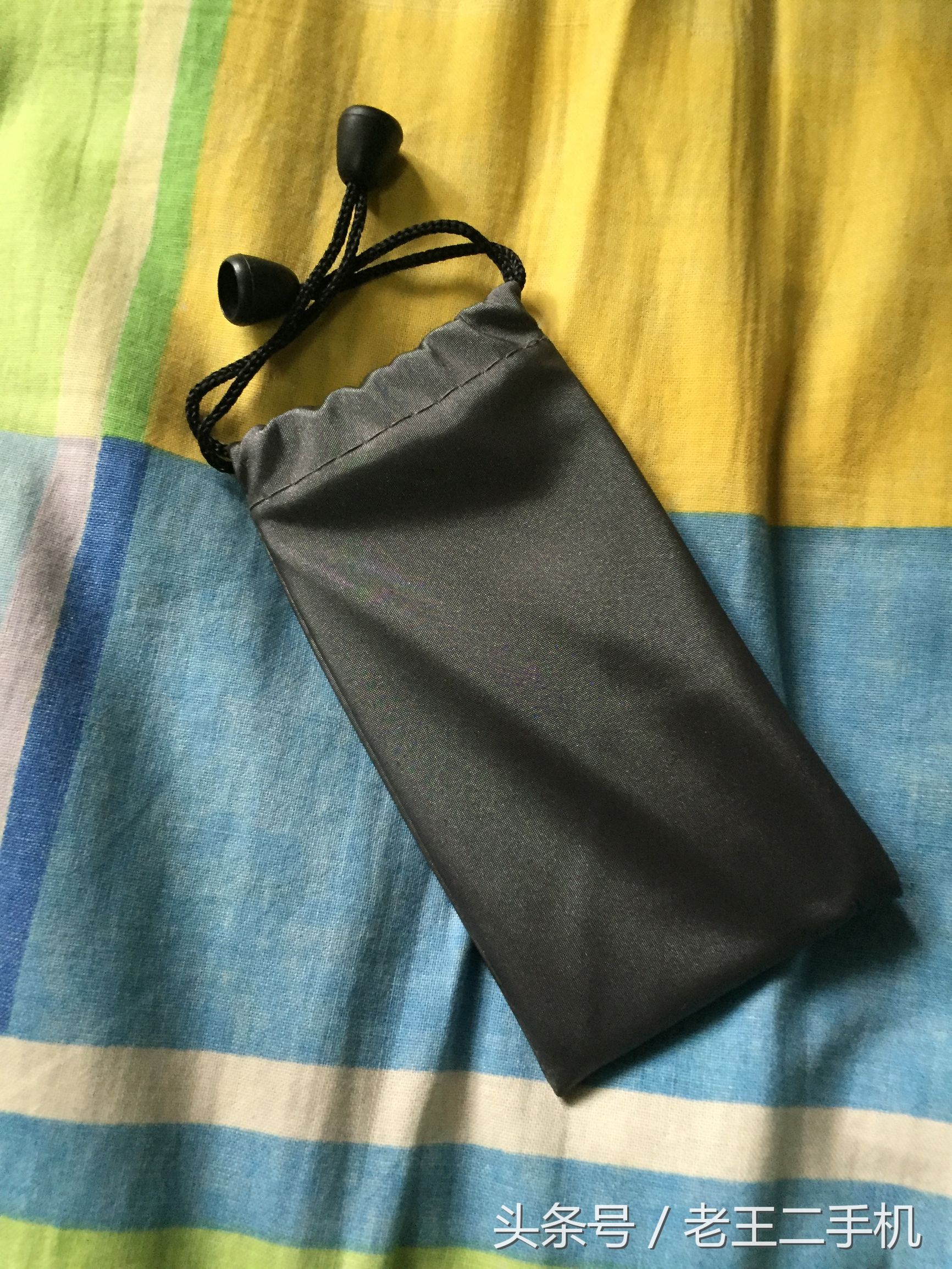 ipodtouch4是哪一年的,ipodtouch4细节