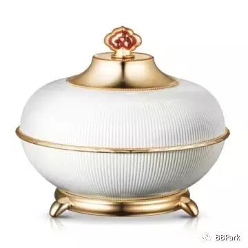 日常护肤精华性价比高,平价学生党护肤品实用推荐