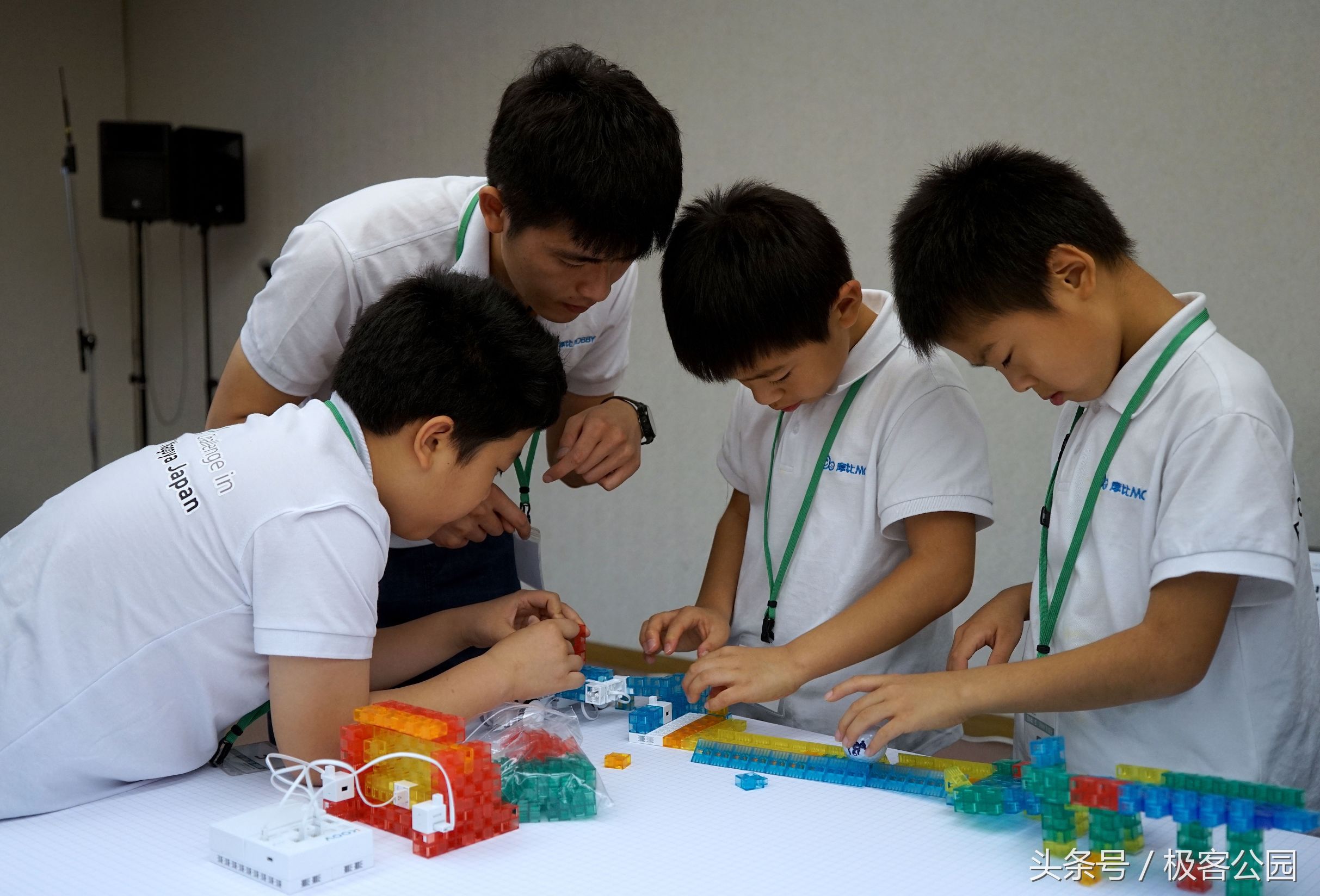 索尼机器人比赛,索尼少儿编程机器人