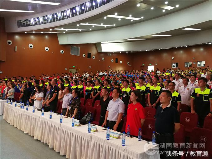 足球夏令营集训开幕,长沙校园足球夏令营月亮岛