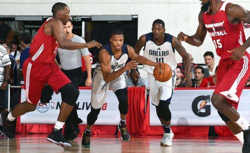 丁彦雨航爆发集锦,丁彦雨航表现