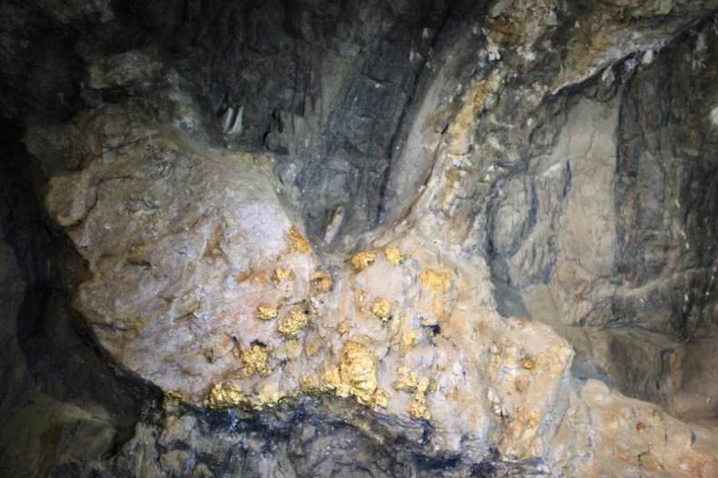 为什么金子值钱不溢水,金子有啥用为啥那么值钱