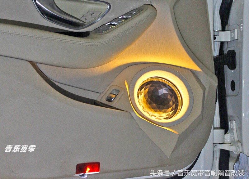 新款奔驰c级改装包围套件,2022奔驰c级音响改装方案