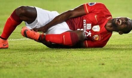 21世纪震惊世界的十大转会,世界最大转会费