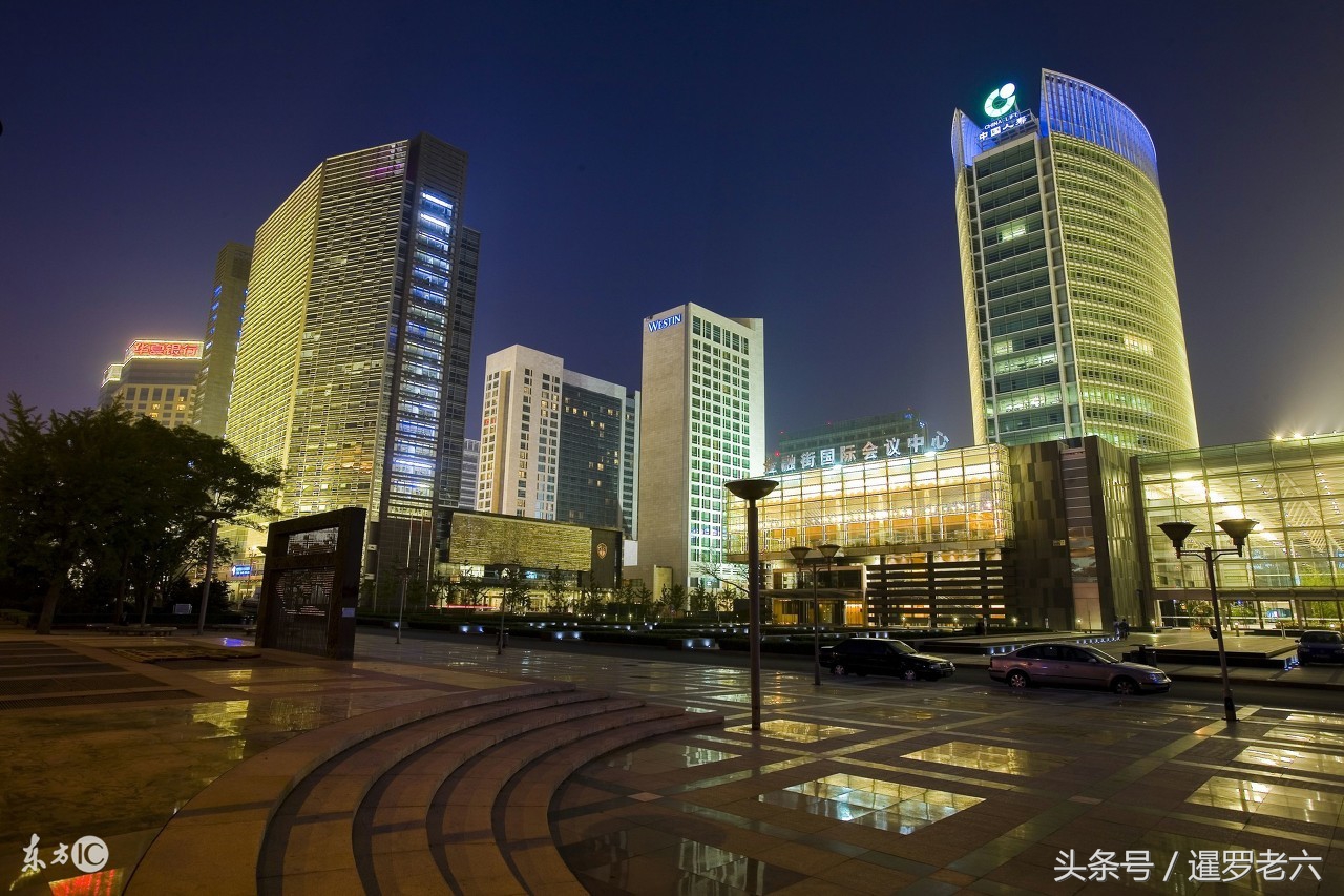 曼谷最好吃的拌饭,曼谷街头鲜榨果汁多少钱