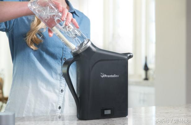 吉谷烧水壶怎样调节最低水位 (冰柜下面的冷却槽怎么清理)