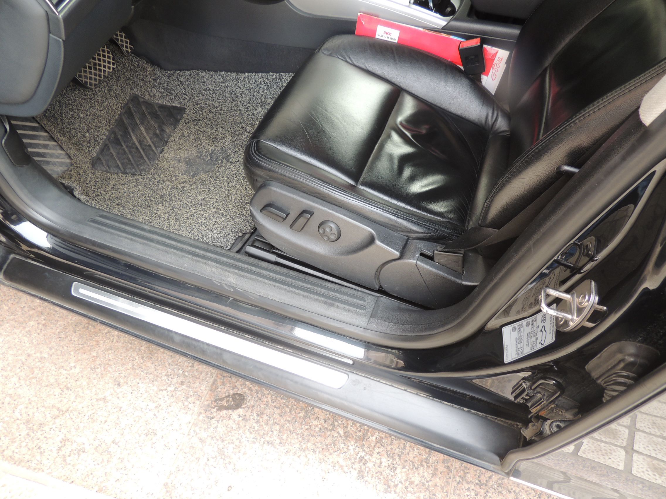 13万左右2.0t美系轿车,奥迪a6l2009款2.0tfsl基本型