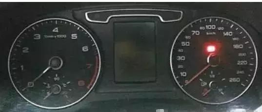 大众经典故障案例，不敢说没个车都有，但都通病