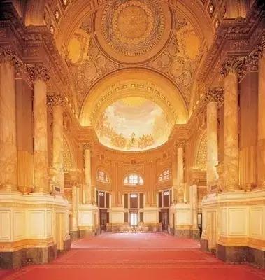 一路向北浪漫美丽的夏季,一路向南从冬天到夏天