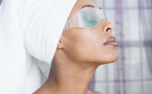 教大家三种去除眼袋的小妙招,简单高效消除眼袋的方法