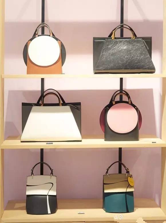 包治百病｜老娘再也不想撞包啦~