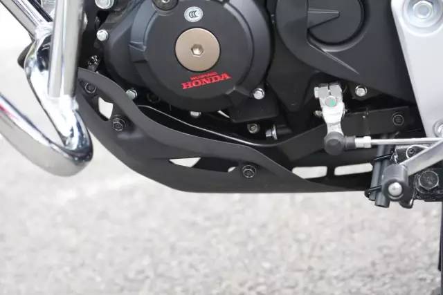 五羊本田猛鸷cb190x有时钟显示吗,猛鸷190对比新大洲本田cb190x