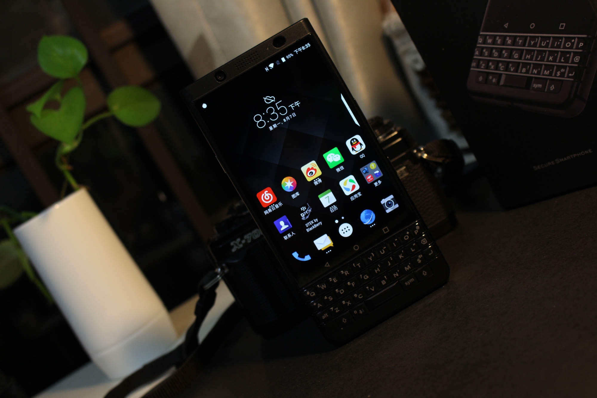 黑莓KeyOne国行上手评测：全键盘情怀的又一次升华
