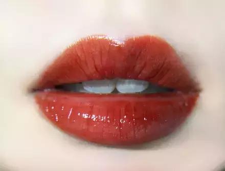 网红保湿口红推荐最近火的大牌,网红口红推荐最近火的持久保湿