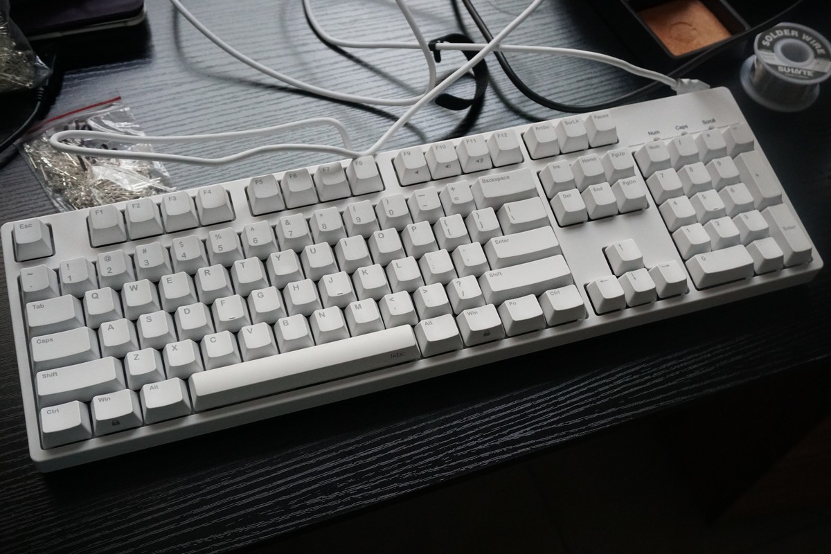 什么品牌的机械键盘性价比高,艾石头机械键盘哪一款性价比高